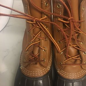 8 inch women’s LL Bean brown boots- size 9.